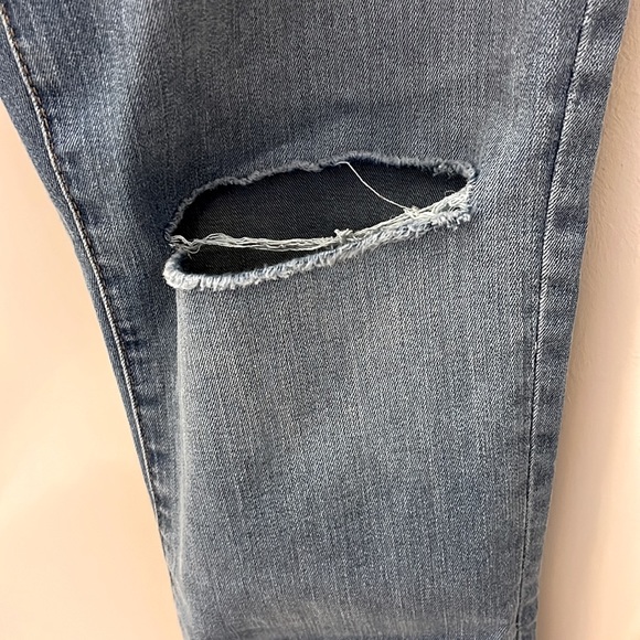 Banana Republic Skinny Jeans - Picture 5 of 6